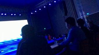 人多的视频,揭秘热门视频背后的火爆现象